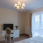 Bed and Breakfast Leszczynowy Dworek 3*