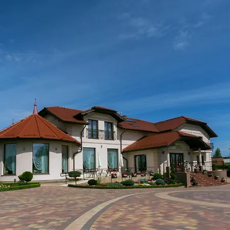 Frühstückspension Leszczynowy Dworek 4*